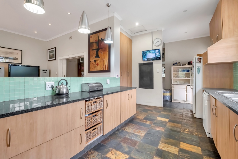 4 Bedroom Property for Sale in Emmarentia Gauteng
