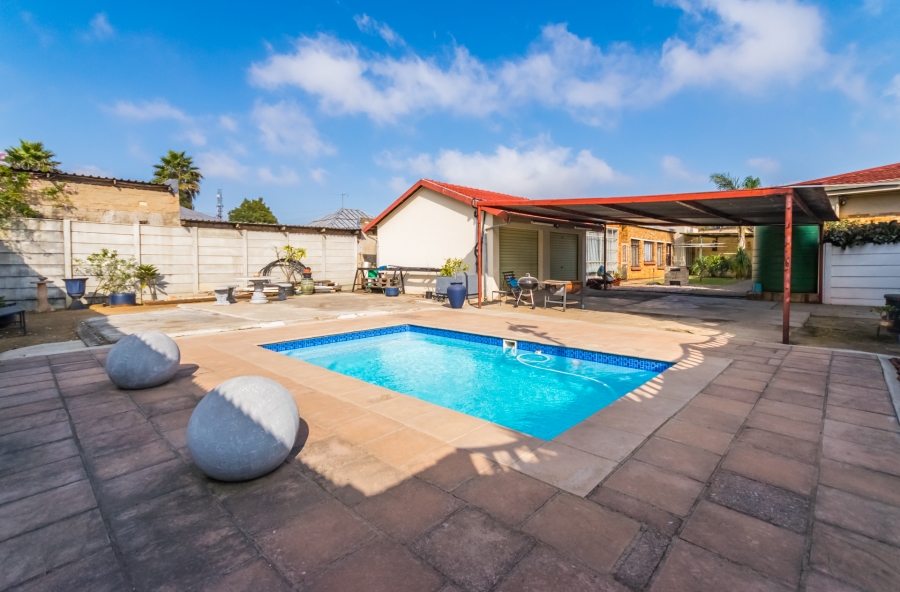 4 Bedroom Property for Sale in Krugersdorp West Gauteng