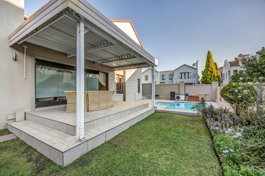 3 Bedroom Property for Sale in Broadacres Gauteng