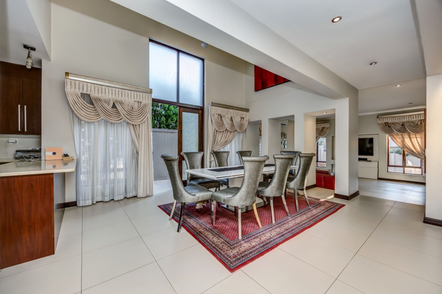 3 Bedroom Property for Sale in Broadacres Gauteng