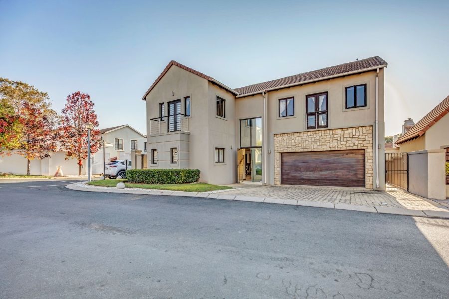3 Bedroom Property for Sale in Broadacres Gauteng