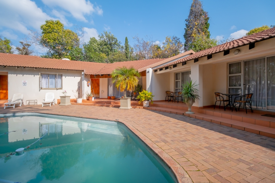 17 Bedroom Property for Sale in Fourways Gauteng