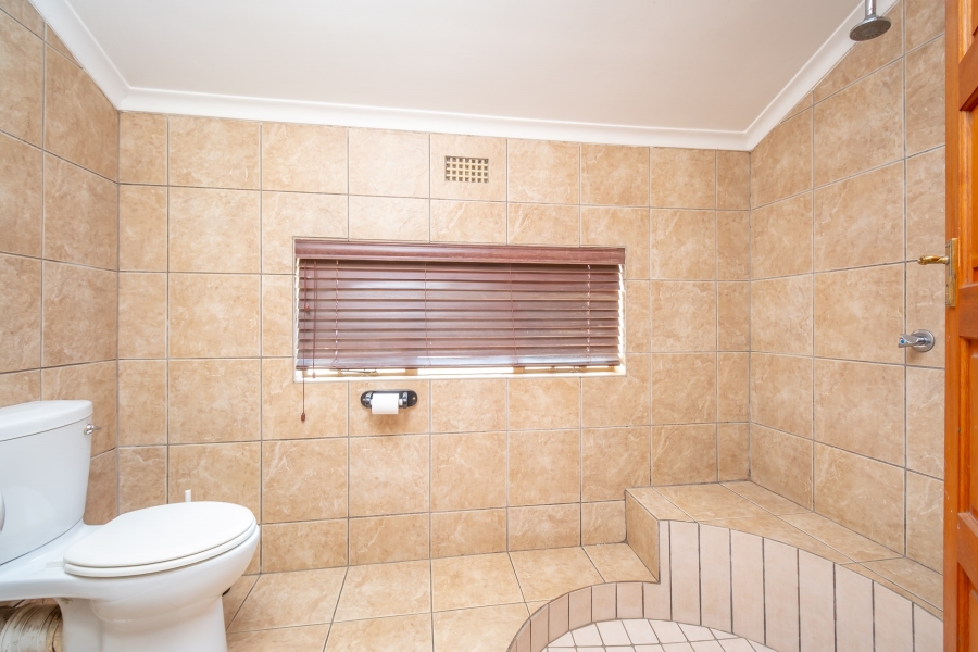 17 Bedroom Property for Sale in Fourways Gauteng