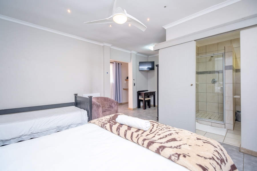 17 Bedroom Property for Sale in Fourways Gauteng