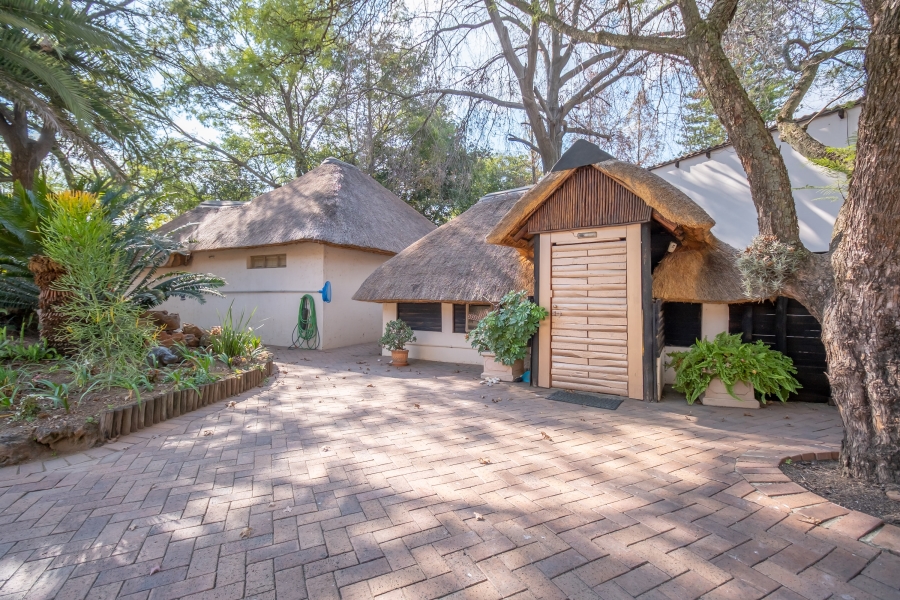 17 Bedroom Property for Sale in Fourways Gauteng