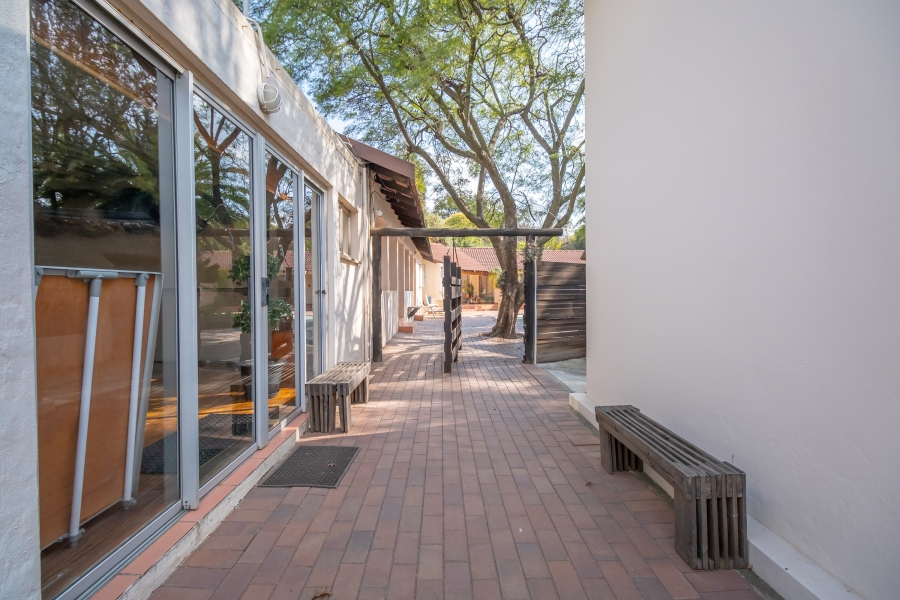 17 Bedroom Property for Sale in Fourways Gauteng