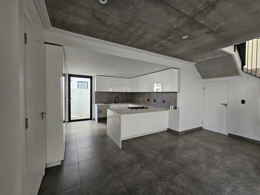 4 Bedroom Property for Sale in Bryanston East Gauteng