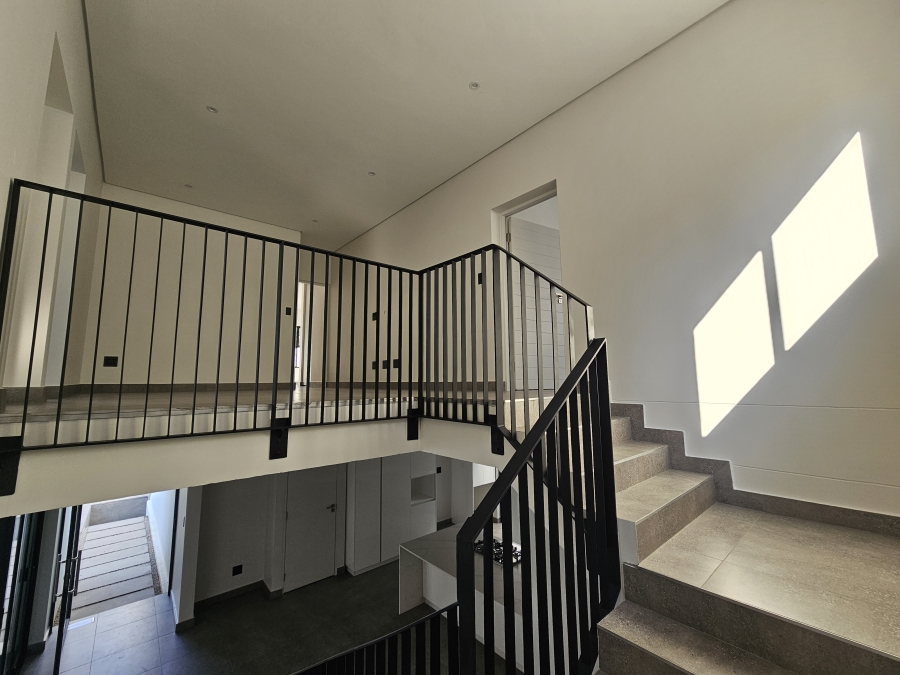 4 Bedroom Property for Sale in Bryanston East Gauteng