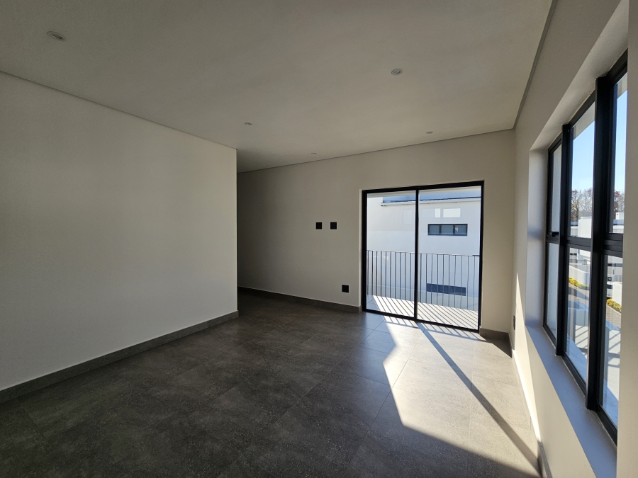 4 Bedroom Property for Sale in Bryanston East Gauteng