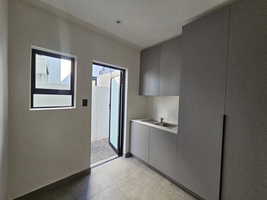4 Bedroom Property for Sale in Bryanston East Gauteng