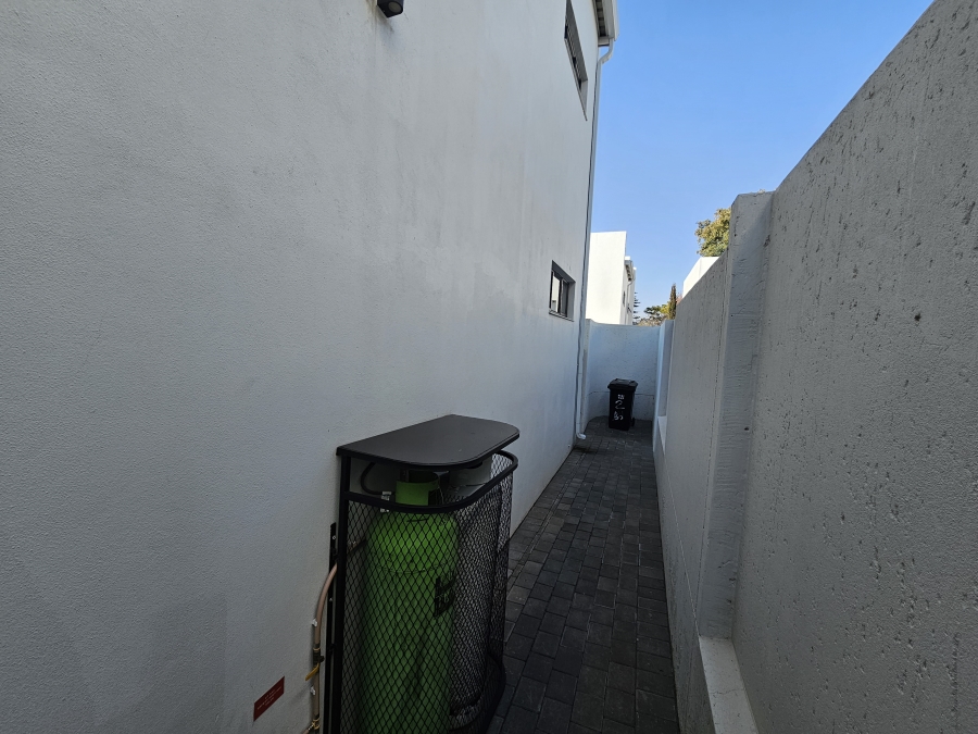4 Bedroom Property for Sale in Bryanston East Gauteng