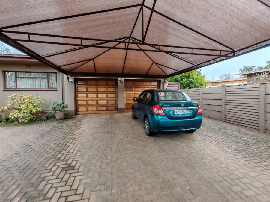 5 Bedroom Property for Sale in Vanderbijlpark SW 5 Gauteng