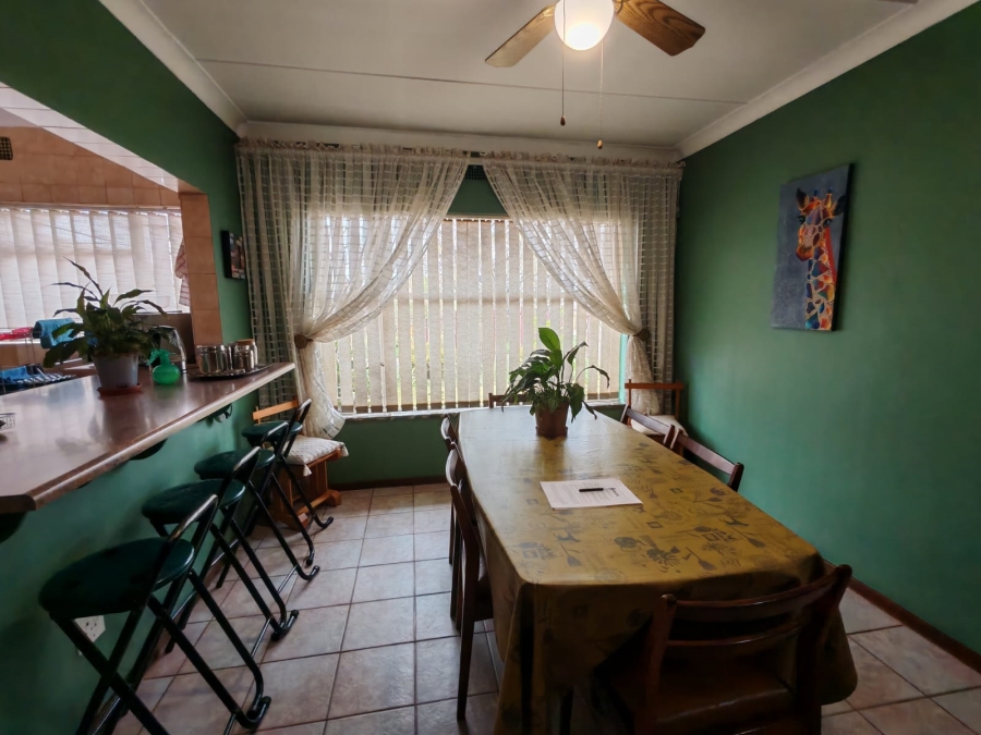 5 Bedroom Property for Sale in Vanderbijlpark SW 5 Gauteng