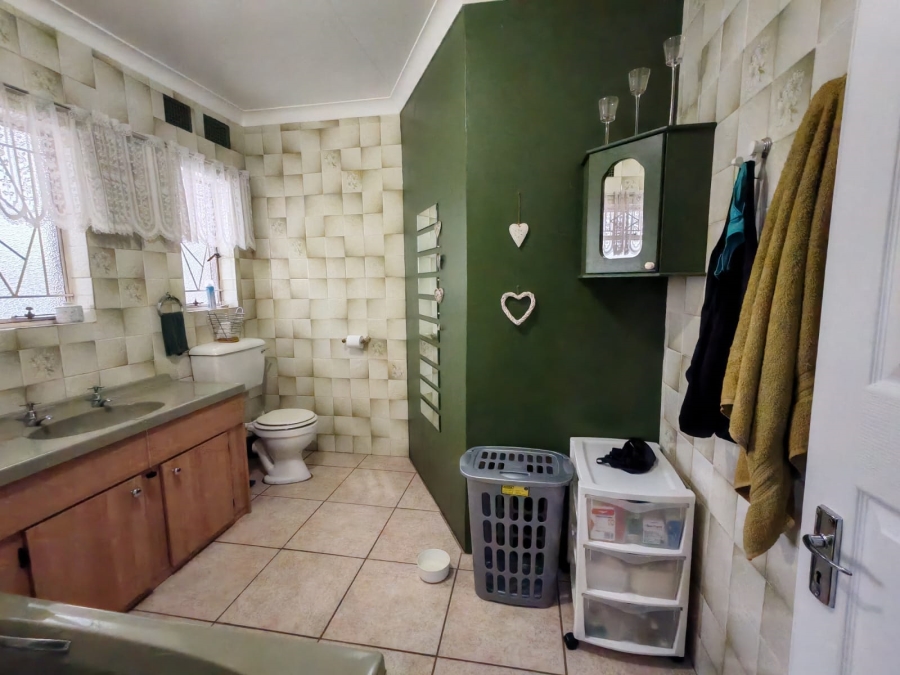 5 Bedroom Property for Sale in Vanderbijlpark SW 5 Gauteng