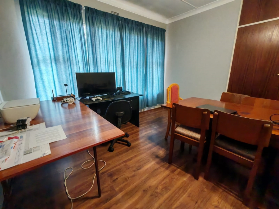 5 Bedroom Property for Sale in Vanderbijlpark SW 5 Gauteng