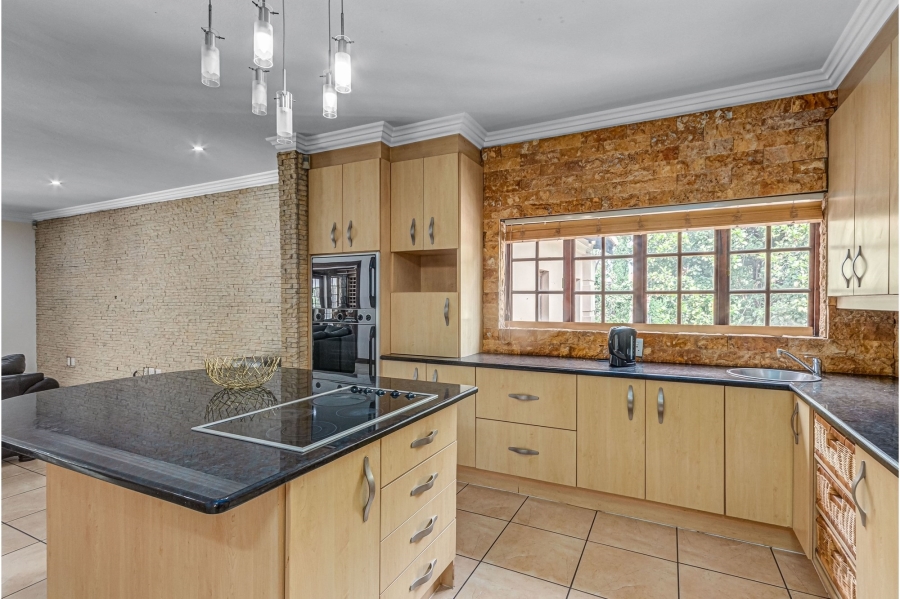 5 Bedroom Property for Sale in Summerset Gauteng