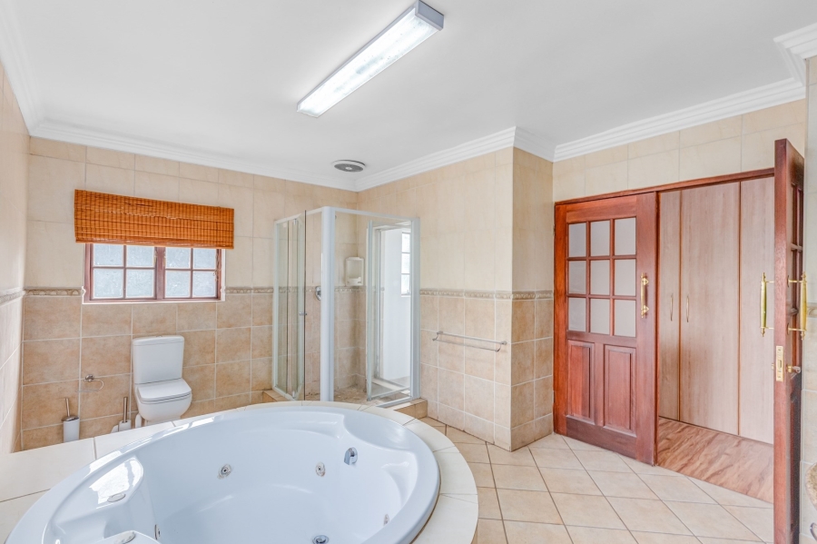 5 Bedroom Property for Sale in Summerset Gauteng