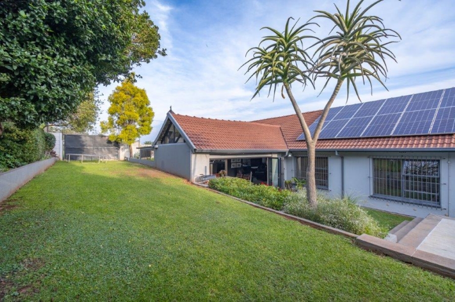4 Bedroom Property for Sale in Roodekrans Gauteng