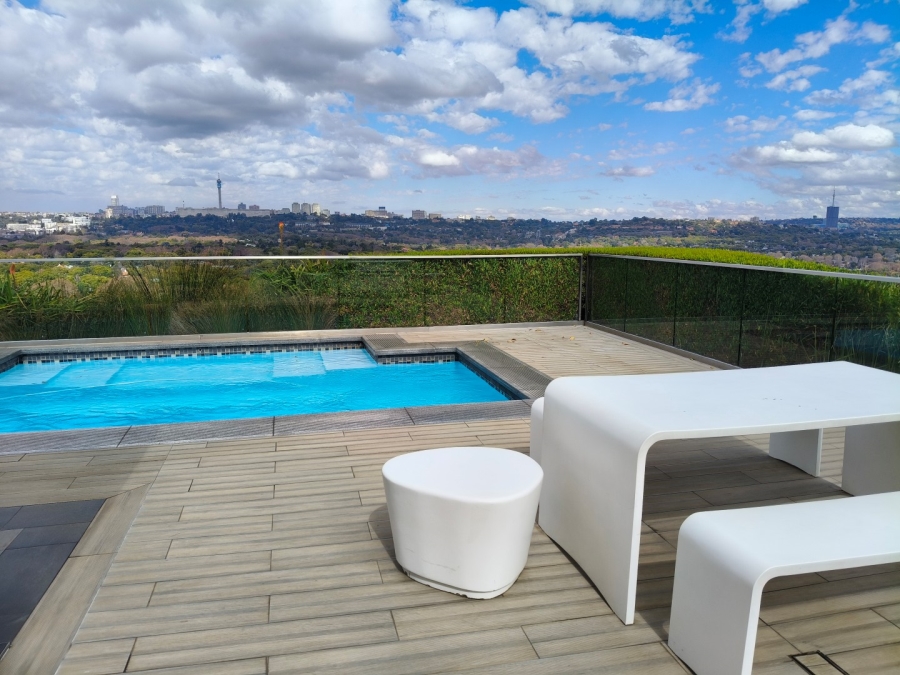 2 Bedroom Property for Sale in Rosebank Gauteng