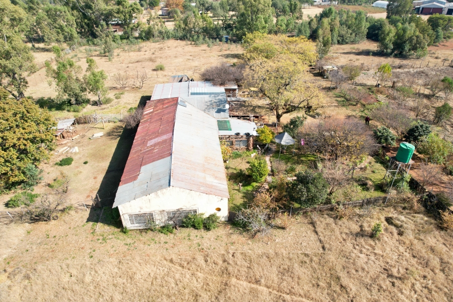 5 Bedroom Property for Sale in Pelzvale A H Gauteng
