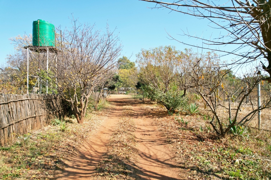 5 Bedroom Property for Sale in Pelzvale A H Gauteng