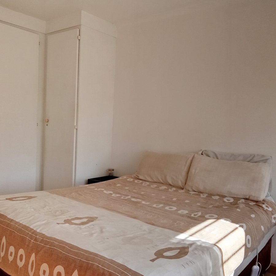 1 Bedroom Property for Sale in Constantia Kloof Gauteng