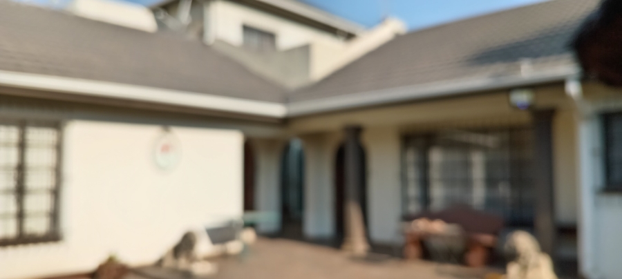 4 Bedroom Property for Sale in Selection Park Gauteng
