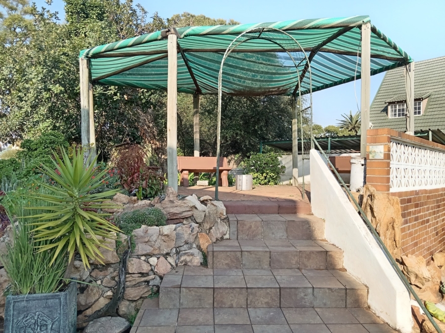 4 Bedroom Property for Sale in Selection Park Gauteng