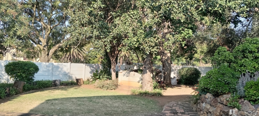 4 Bedroom Property for Sale in Selection Park Gauteng