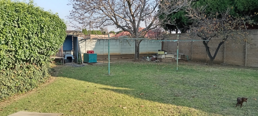 4 Bedroom Property for Sale in Selection Park Gauteng