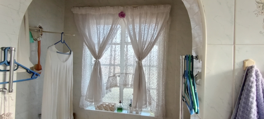 4 Bedroom Property for Sale in Selection Park Gauteng