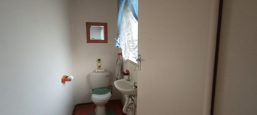 4 Bedroom Property for Sale in Selection Park Gauteng
