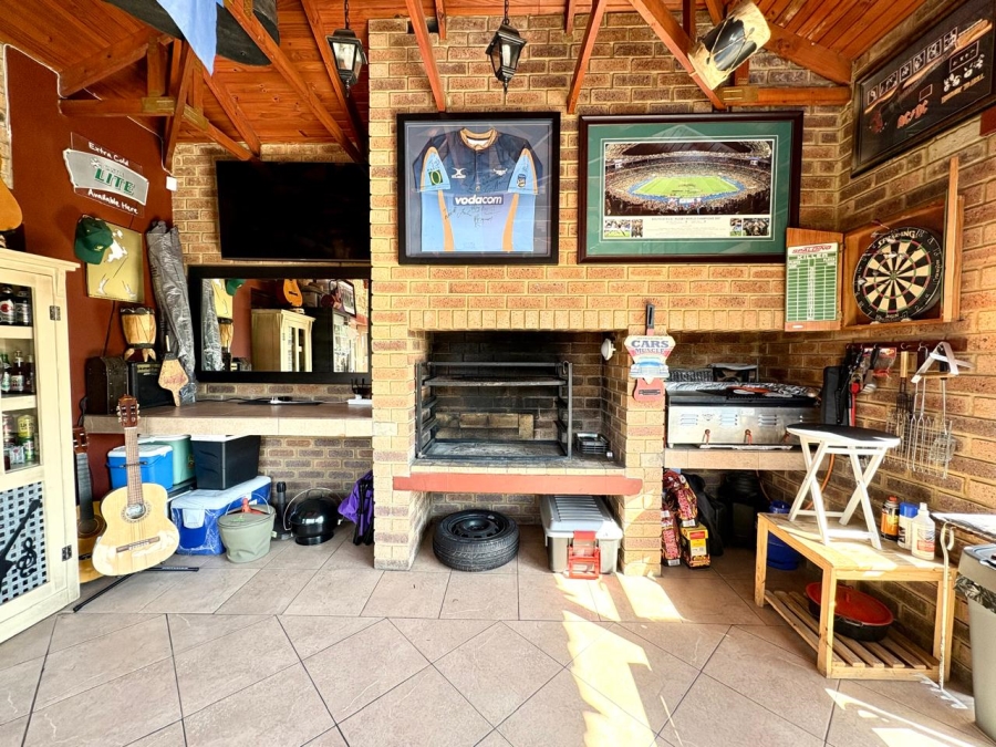 3 Bedroom Property for Sale in Brakpan Central Gauteng