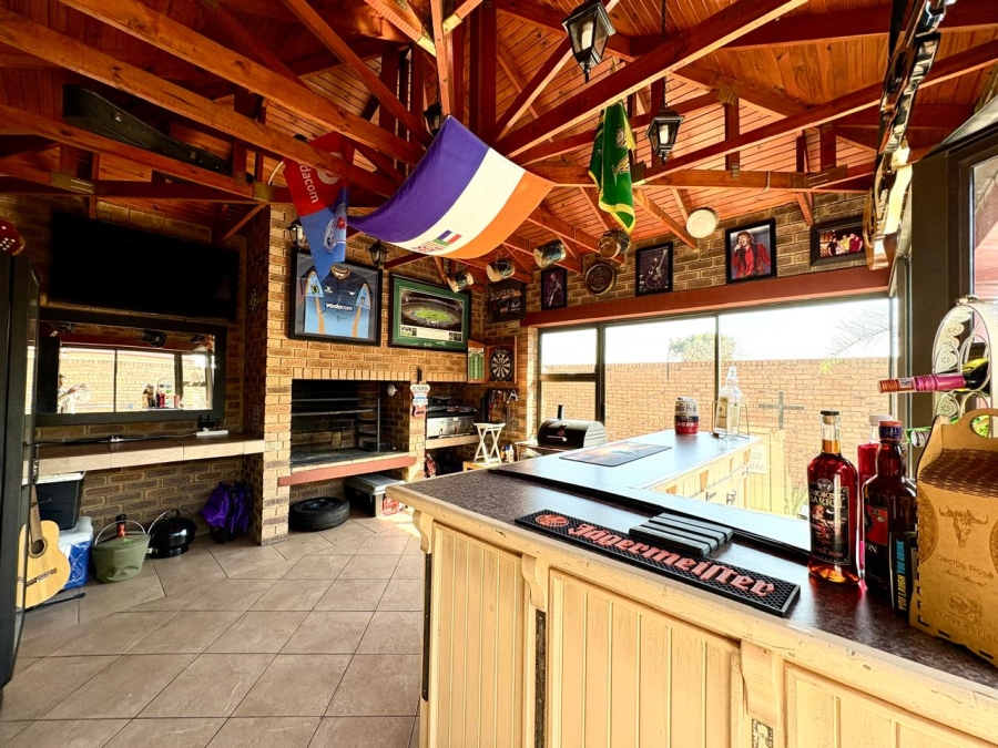 3 Bedroom Property for Sale in Brakpan Central Gauteng