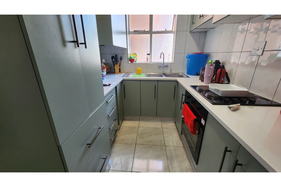 2 Bedroom Property for Sale in Springs Central Gauteng