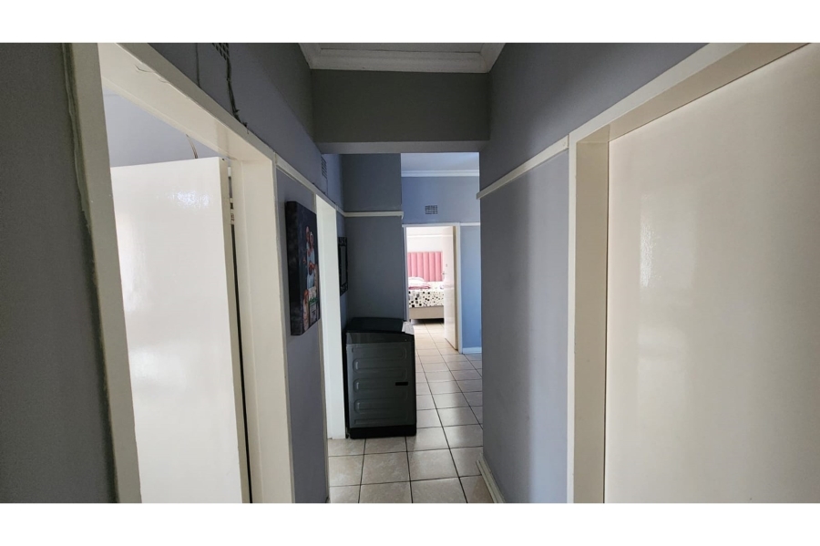 2 Bedroom Property for Sale in Springs Central Gauteng