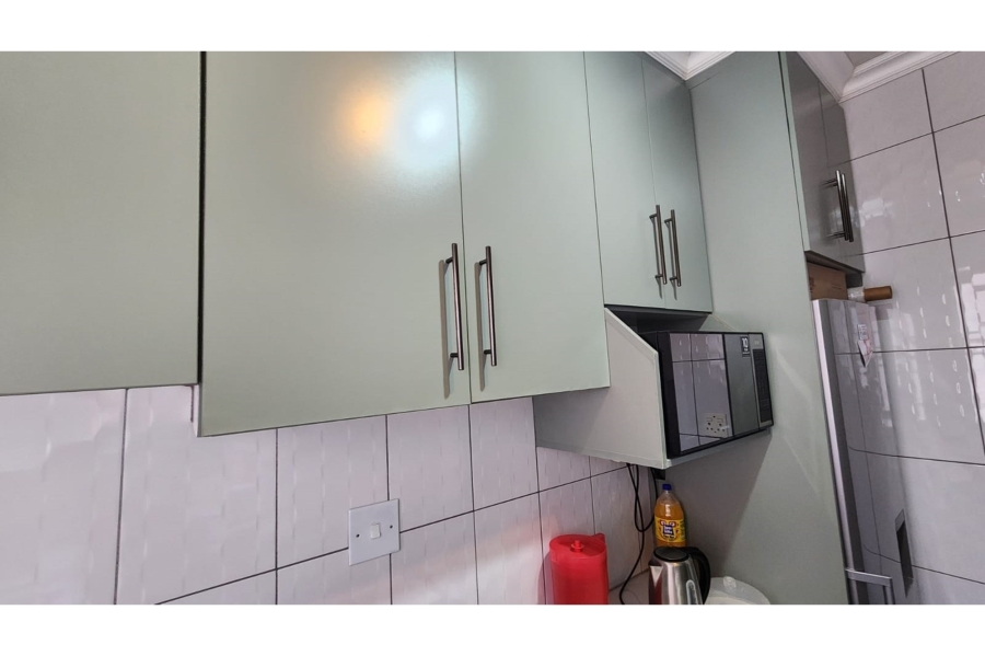 2 Bedroom Property for Sale in Springs Central Gauteng