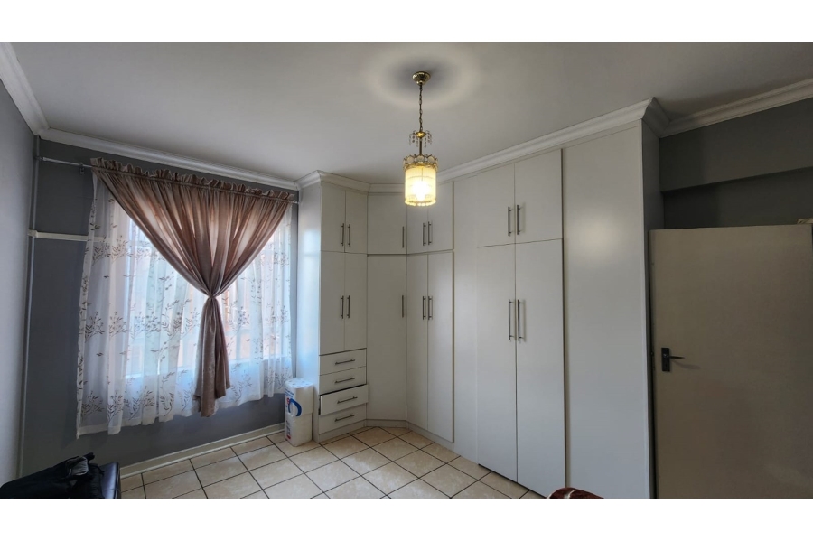 2 Bedroom Property for Sale in Springs Central Gauteng