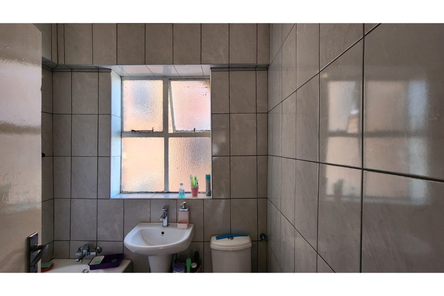 2 Bedroom Property for Sale in Springs Central Gauteng