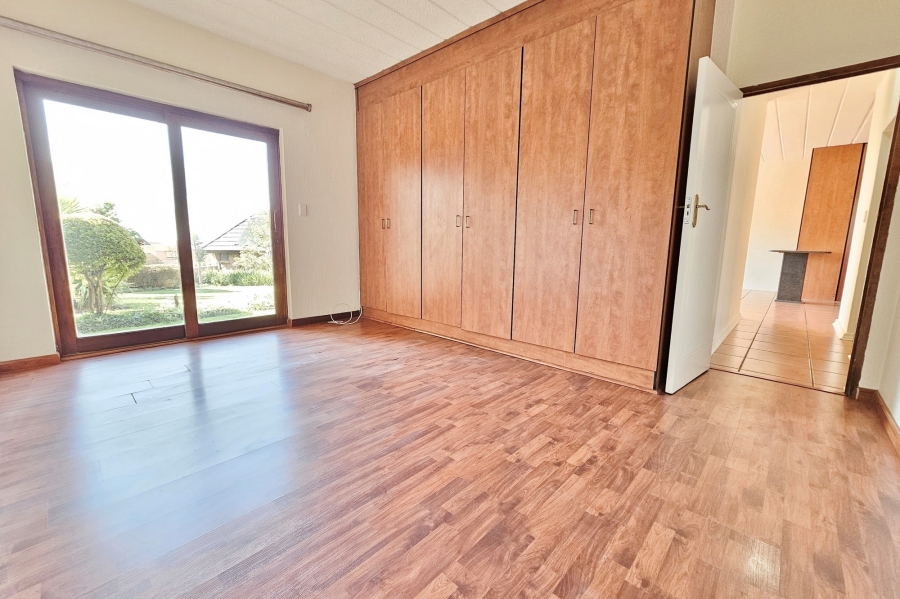To Let 2 Bedroom Property for Rent in Northcliff Gauteng