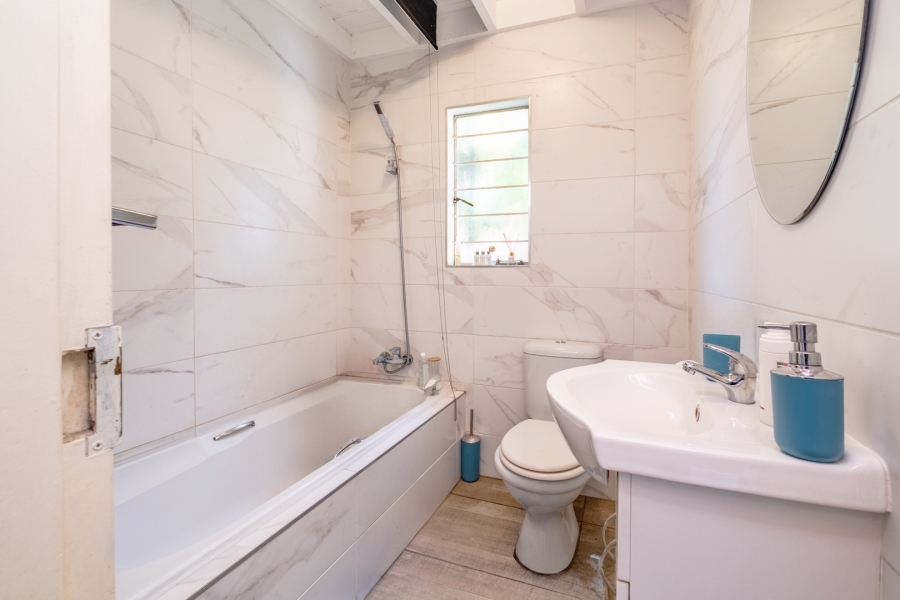 2 Bedroom Property for Sale in Douglasdale Gauteng