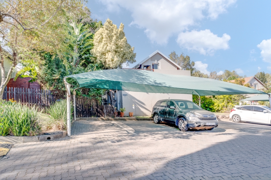 2 Bedroom Property for Sale in Douglasdale Gauteng