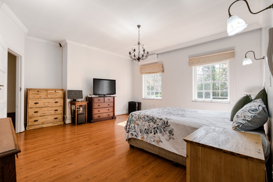 4 Bedroom Property for Sale in Oaklands Gauteng