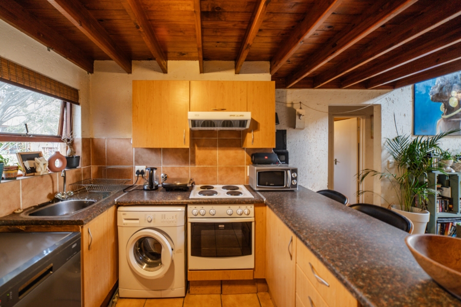 To Let 2 Bedroom Property for Rent in Douglasdale Gauteng