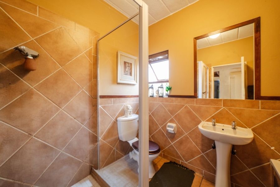 To Let 2 Bedroom Property for Rent in Douglasdale Gauteng