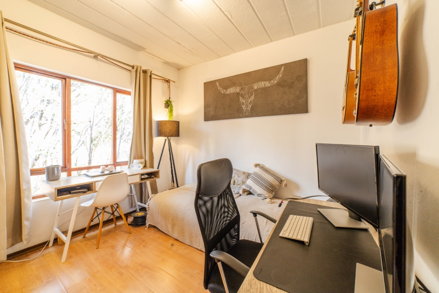 To Let 2 Bedroom Property for Rent in Douglasdale Gauteng