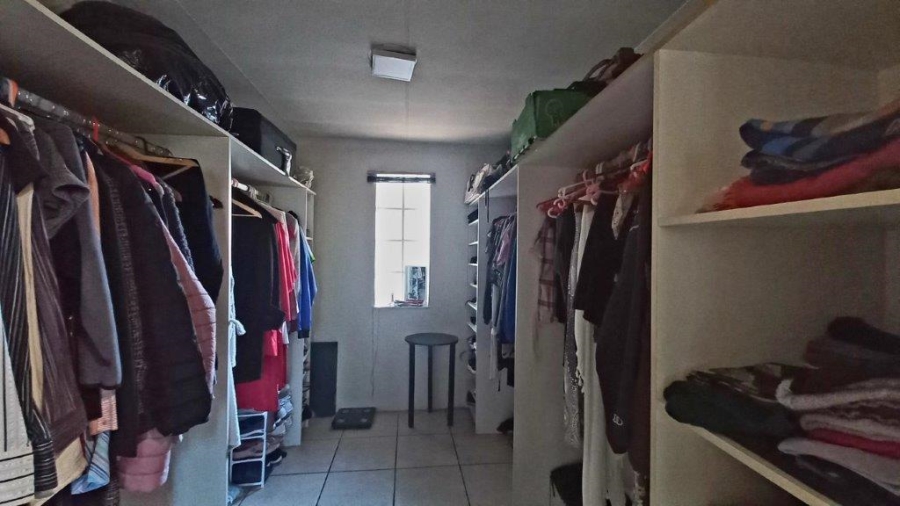 5 Bedroom Property for Sale in Sunward Park Gauteng