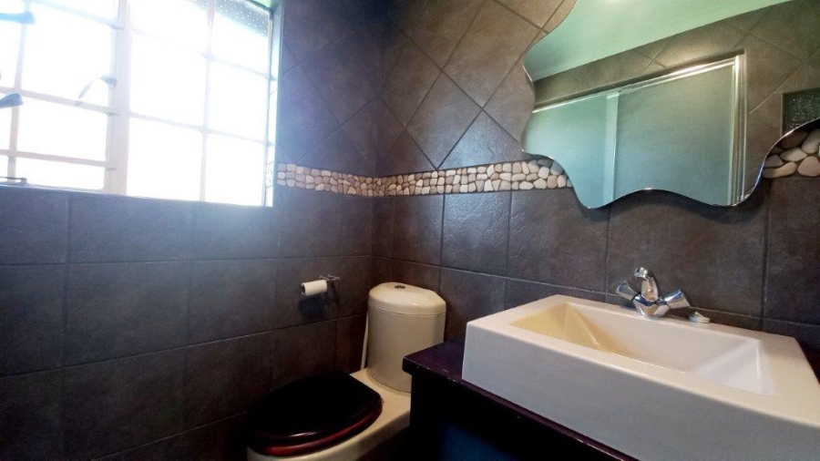 5 Bedroom Property for Sale in Sunward Park Gauteng