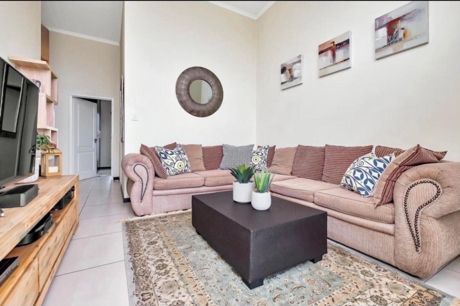 To Let 1 Bedroom Property for Rent in Fourways Gauteng