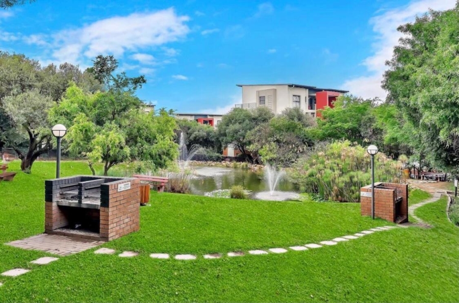 To Let 1 Bedroom Property for Rent in Fourways Gauteng